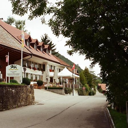Gasthof Loewen Wisen Exteriör bild