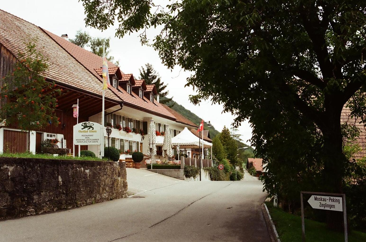 Gasthof Loewen Wisen Exteriör bild